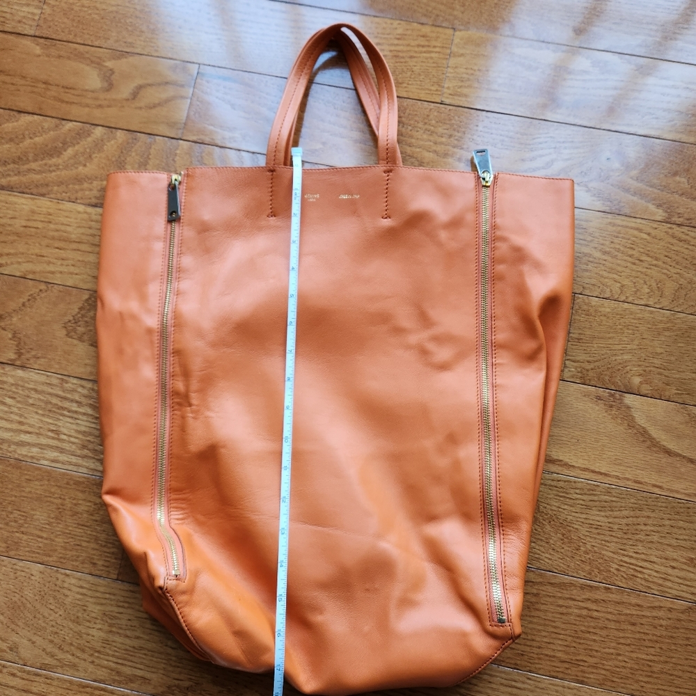 Celine vertical Gusset Cabas Tote Leather Large